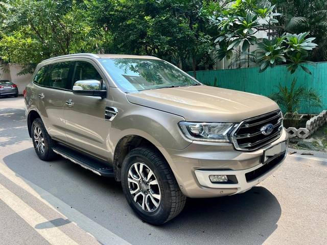 https://images10.gaadi.com/usedcar_image/4103263/original/d9297b58cd1c08034cf8b1a742c71d83.jpg?imwidth=6400