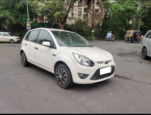 https://images10.gaadi.com/usedcar_image/4103362/original/processed_648de5d84f6d290a620fe6cac95dec34.jpg?imwidth=6400