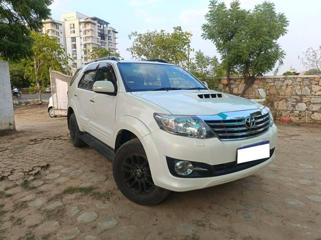 https://images10.gaadi.com/usedcar_image/4103485/original/processed_76c210093380266fdcdea95a675b11d9.jpg?imwidth=6400