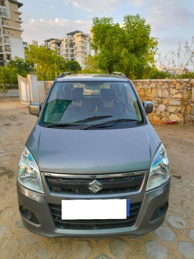 https://images10.gaadi.com/usedcar_image/4103495/original/processed_9135475b246a31e519832fcc6f9e62be.jpg?imwidth=6400