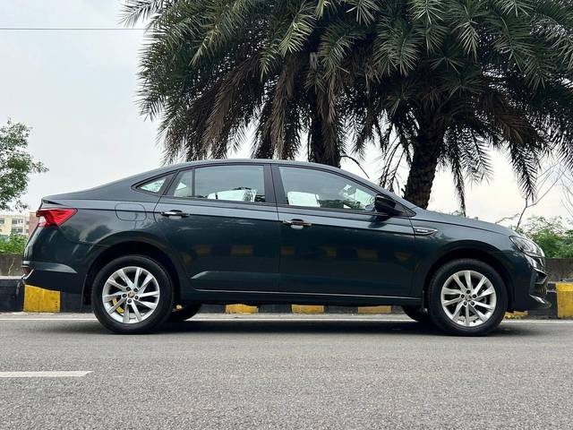 https://images10.gaadi.com/usedcar_image/4103502/original/processed_5bcfcab7f7d574fcead35cf285f51461.jpg?imwidth=6401