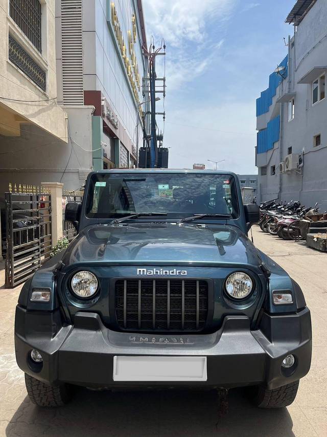 https://images10.gaadi.com/usedcar_image/4103507/original/processed_36a4dc1ba68e26f145b79c88c9497036.jpg?imwidth=6401