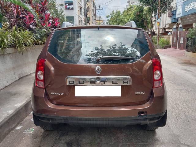 https://images10.gaadi.com/usedcar_image/4103523/original/processed_884c53628af7485624ed94cac8de058f.jpg?imwidth=6402