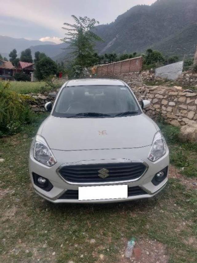 https://images10.gaadi.com/usedcar_image/4103526/original/processed_c7cea2c1-588f-43f0-92d4-1e7b85baa7f0.jpg?imwidth=6400