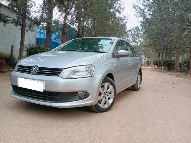 https://images10.gaadi.com/usedcar_image/4103572/original/processed_0655a475e4846f16e6fe157707ec87ab.jpg?imwidth=6400