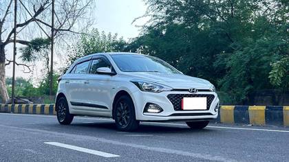 Hyundai i20 Asta Option CVT