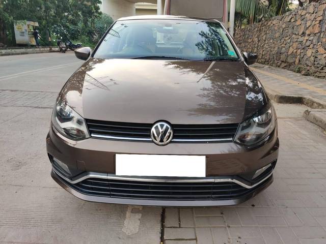 https://images10.gaadi.com/usedcar_image/4103646/original/processed_91c9cd8a9b4a53164f6475df18e5e2dc.jpg?imwidth=6402