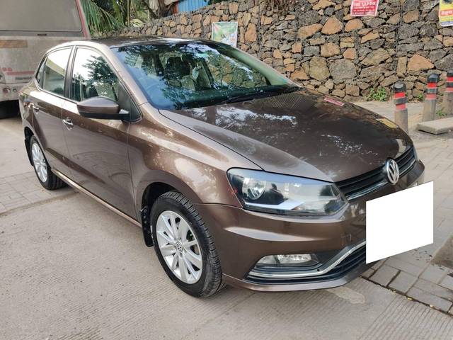 https://images10.gaadi.com/usedcar_image/4103646/original/processed_ec6a16ca6403bb7eb33a3179b28b2f5f.jpg?imwidth=6400