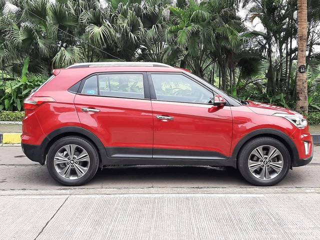 https://images10.gaadi.com/usedcar_image/4103673/original/processed_2572cf14f83db9e9b05cccc879a1e202.jpg?imwidth=6402