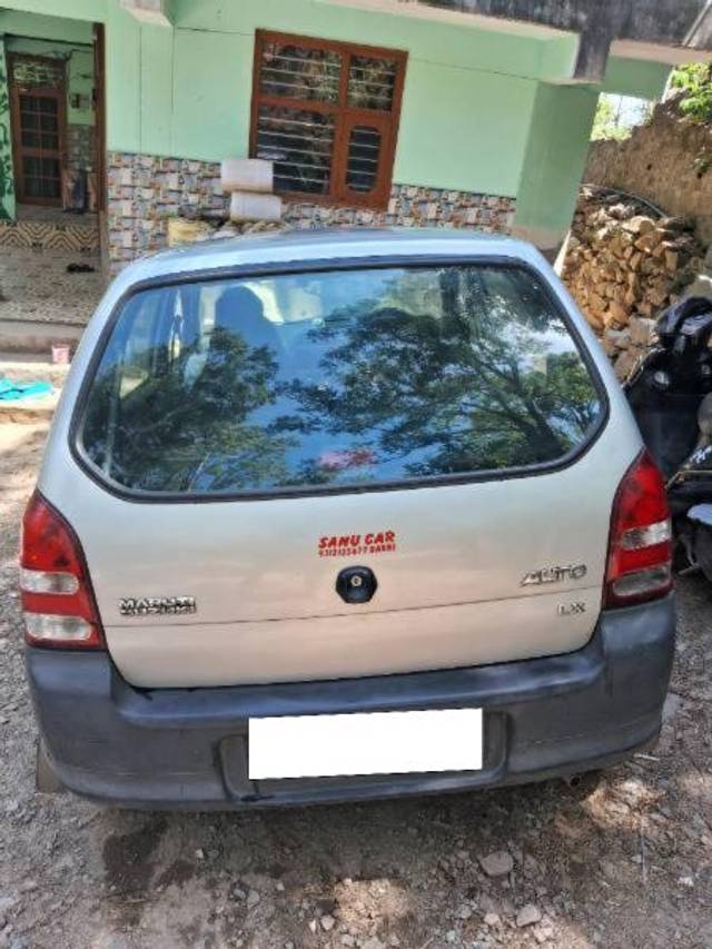 https://images10.gaadi.com/usedcar_image/4103936/original/processed_4ec4a1f5-9234-403c-928b-48a26e9ff49e.jpg?imwidth=6401