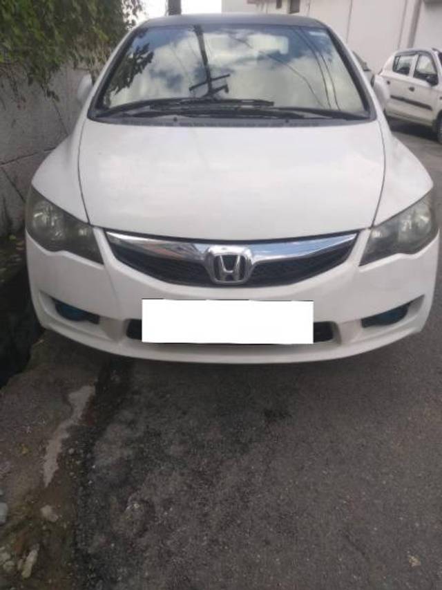 https://images10.gaadi.com/usedcar_image/4104035/original/processed_4f6d1d7a-8512-47e3-b27a-3e57feb95cdd.jpg?imwidth=6400