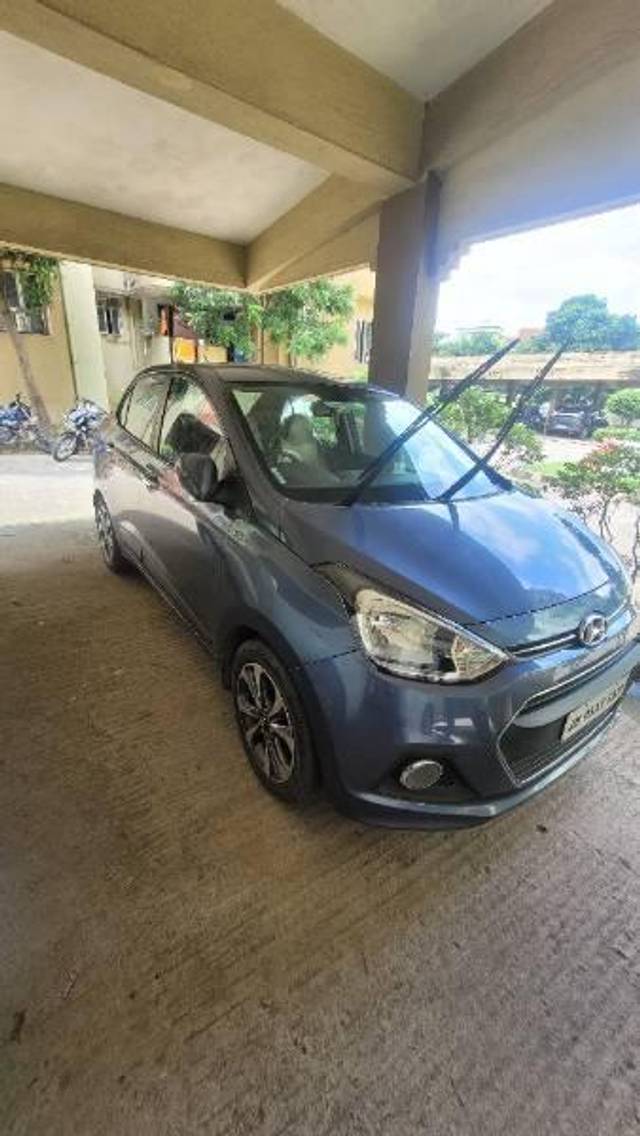 https://images10.gaadi.com/usedcar_image/4104060/original/processed_94874791-cae1-41b7-a932-eefba13b3b7c.jpg?imwidth=6400