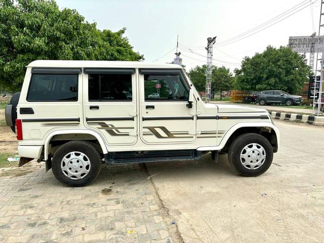 https://images10.gaadi.com/usedcar_image/4104328/original/processed_dfc80920e65e4a10666b0da7ab2db24d.jpg?imwidth=6401