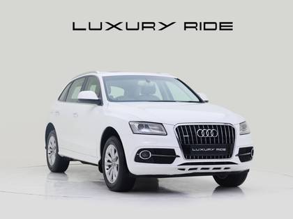 Audi Q5 30 TDI quattro Premium Plus