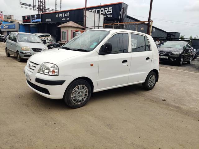 https://images10.gaadi.com/usedcar_image/4104564/original/processed_8881a8ec1686e5108daf1bde155e8f29.jpg?imwidth=6400