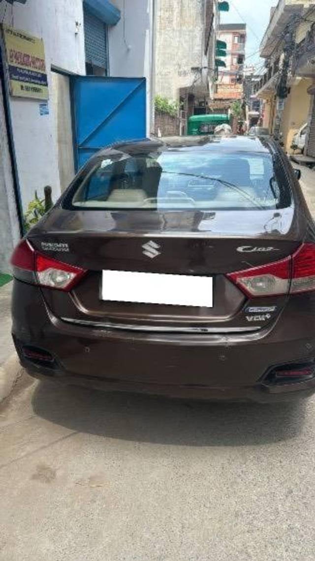 https://images10.gaadi.com/usedcar_image/4104711/original/processed_717e130b-b279-4a4a-8214-e39c751f6d3b.jpg?imwidth=6401