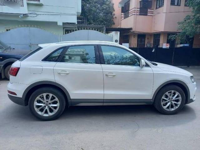 https://images10.gaadi.com/usedcar_image/4104748/original/faefaee00f7cc33677ae337edaa1e208.jpg?imwidth=6401