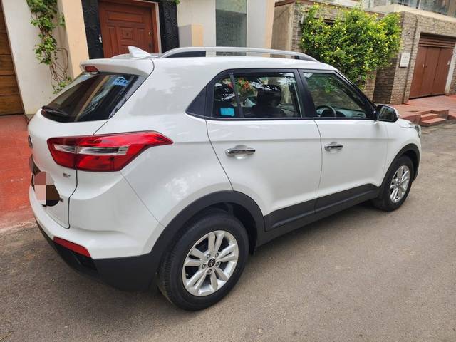 https://images10.gaadi.com/usedcar_image/4104773/original/processed_3578f997f44922e22abd18d88df90123.jpg?imwidth=6402