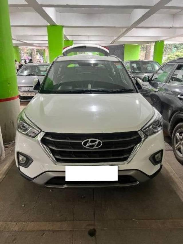 https://images10.gaadi.com/usedcar_image/4104817/original/processed_674549a1-a2e8-471b-aa4d-605435334e03.jpg?imwidth=6402