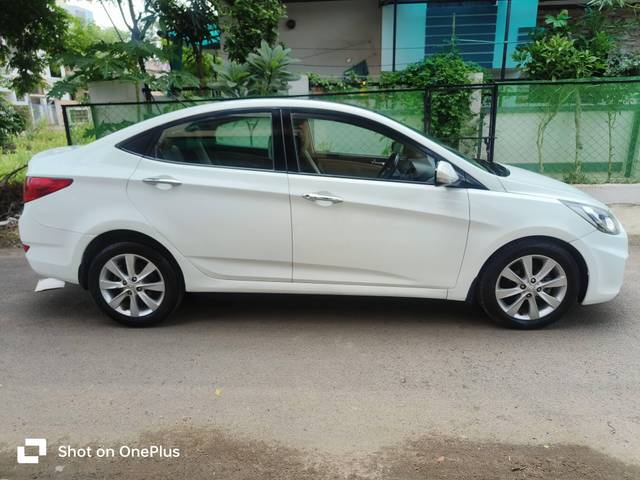 https://images10.gaadi.com/usedcar_image/4104959/original/processed_f5497bcf14b26a85d8b6c05e8e198a07.jpg?imwidth=6401