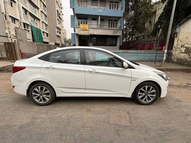 https://images10.gaadi.com/usedcar_image/4105035/original/processed_8dc5ea9a81f50d7ed9d90a6a5a3f67d6.jpeg?imwidth=6401