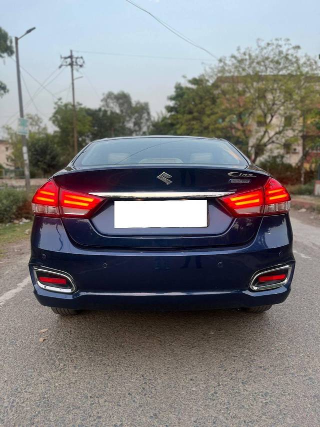 https://images10.gaadi.com/usedcar_image/4105113/original/processed_39b7f46c73380bd758a400241c8868fe.jpg?imwidth=6402