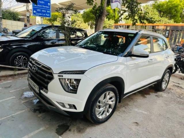 https://images10.gaadi.com/usedcar_image/4105236/original/processed_processed_118a58c3-52bf-456d-96d8-255ef598d458.jpg?imwidth=6400