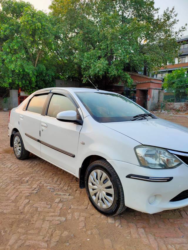 https://images10.gaadi.com/usedcar_image/4105237/original/a1329e5369b61b6225768d9e62d7c1a1.jpg?imwidth=6400