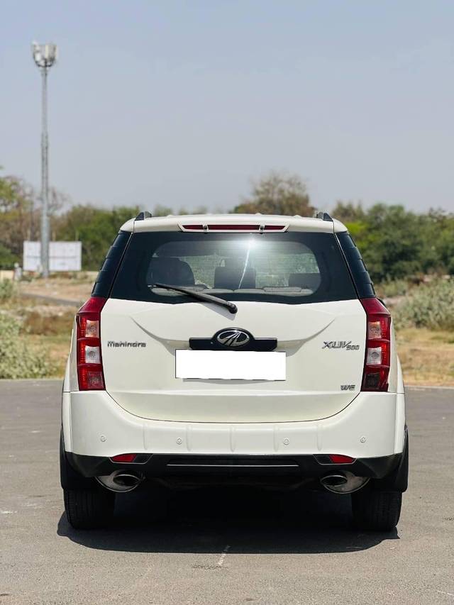 https://images10.gaadi.com/usedcar_image/4105281/original/processed_0af3c4b095b3325eed1dffd95083d470.jpeg?imwidth=6402