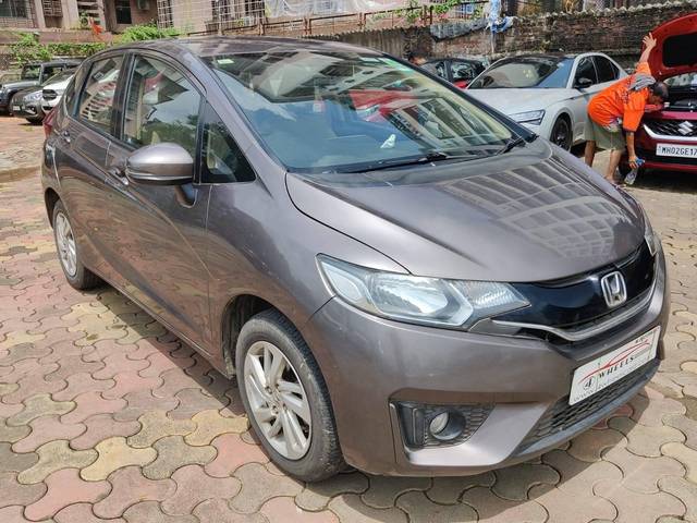 https://images10.gaadi.com/usedcar_image/4105299/original/processed_783abf98a856a53e05a7f3285ba8ab62.jpeg?imwidth=6400