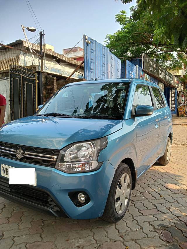 https://images10.gaadi.com/usedcar_image/4105344/original/processed_98793e822994a0ced1244b8a04883f9d.jpg?imwidth=6400