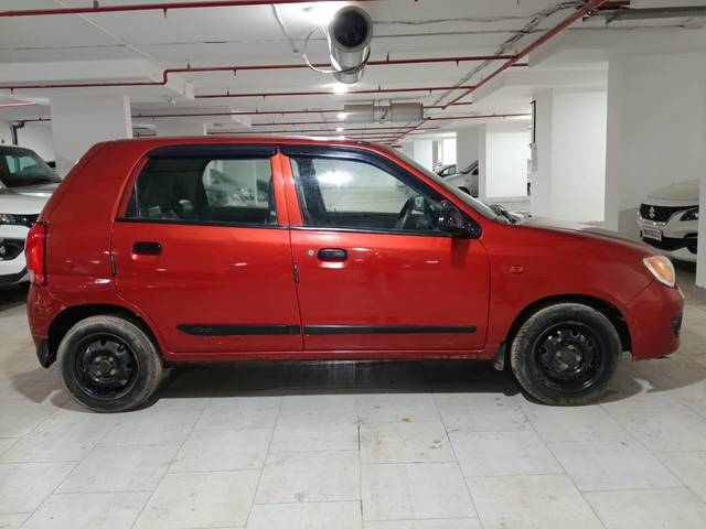 https://images10.gaadi.com/usedcar_image/4105464/original/b0f2e037fcc16fa77f6fafd2808443dc.jpg?imwidth=6401