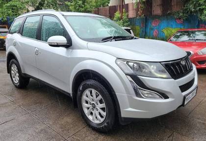 Mahindra XUV500 AT W10 AWD