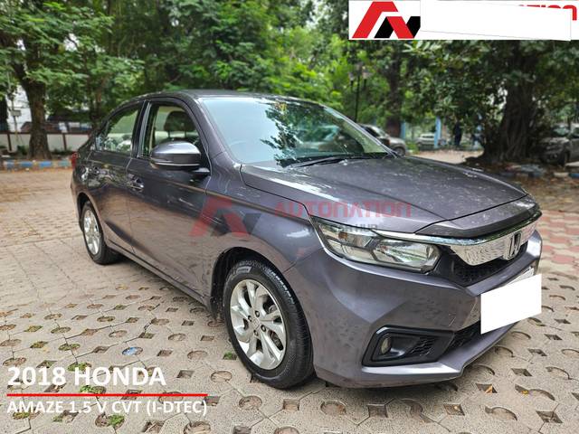 https://images10.gaadi.com/usedcar_image/4105692/original/processed_44640aeb81defa3359be4c1b4371ca61.jpg?imwidth=6400