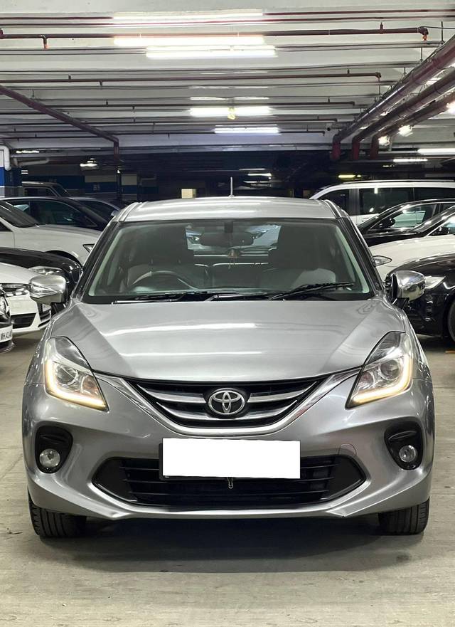 https://images10.gaadi.com/usedcar_image/4105697/original/processed_e821eb0151445831aa45d2cf4ba2a5d2.jpg?imwidth=6402