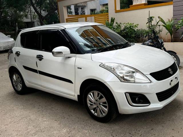 https://images10.gaadi.com/usedcar_image/4105701/original/processed_82e4536dda2c599ca8c206ff79b4d726.jpg?imwidth=6400