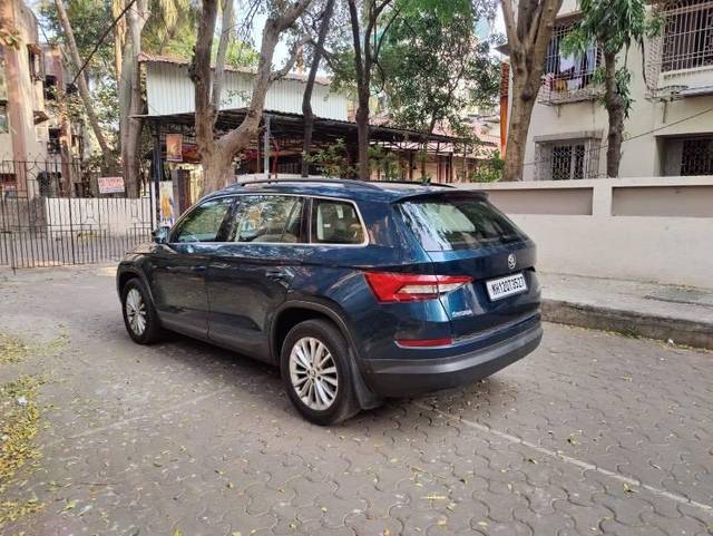 https://images10.gaadi.com/usedcar_image/4105718/original/processed_687c799f-b733-4854-949e-03a6093d9439.jpeg?imwidth=6401