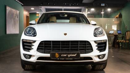 Porsche Macan 2L