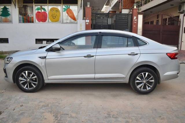 https://images10.gaadi.com/usedcar_image/4106094/original/processed_0dfa93f55ef97d049362853640064d44.jpg?imwidth=6402