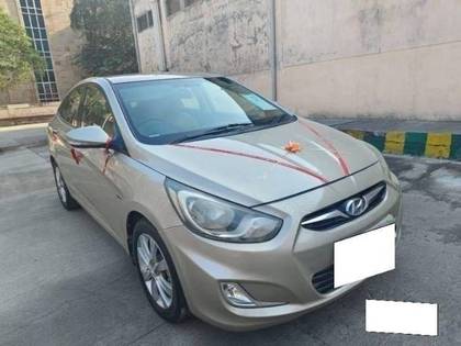 Hyundai Verna 1.6 SX VTVT