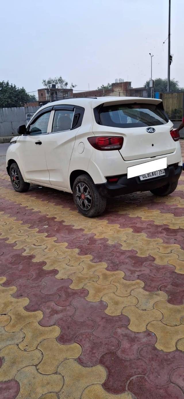 https://images10.gaadi.com/usedcar_image/4106862/original/processed_e7029f7824fbd1b16dabcdcaf1ef3462.jpg?imwidth=6400