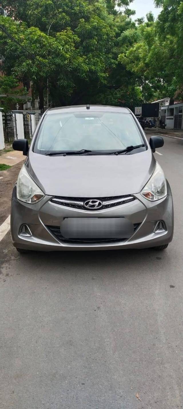 https://images10.gaadi.com/usedcar_image/4106939/original/processed_e7e4d5cf10f61405c6dc1c5f3e3d2093.jpg?imwidth=6400