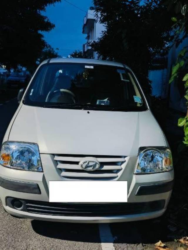 https://images10.gaadi.com/usedcar_image/4107121/original/processed_80d6ca5c-b97b-4bee-b7fc-02e1a516ab86.jpg?imwidth=6400