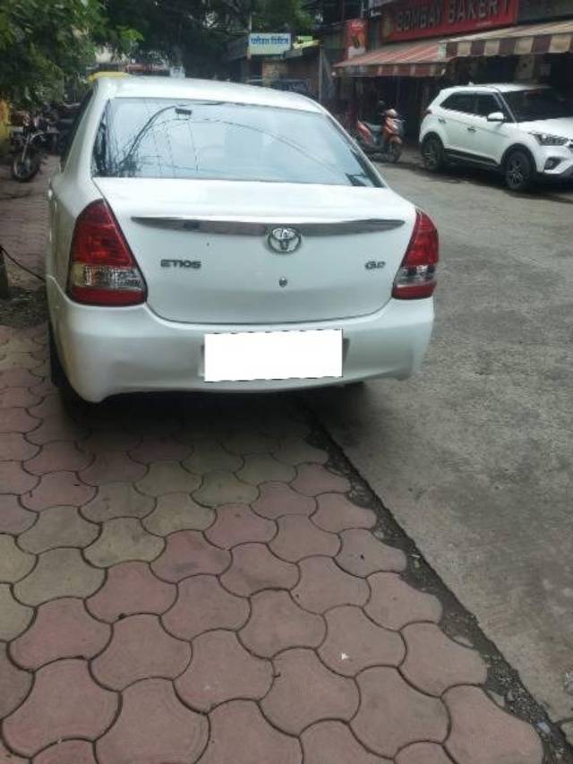 https://images10.gaadi.com/usedcar_image/4107286/original/processed_2a7e4575-c273-4fcc-9f41-bf601567ef7e.jpg?imwidth=6401