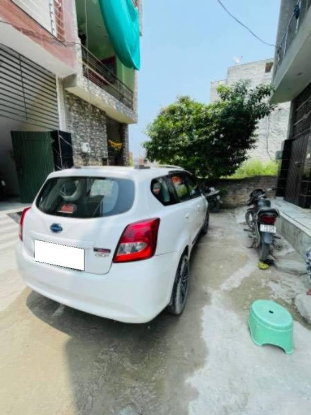 https://images10.gaadi.com/usedcar_image/4107329/original/processed_6f60a708-2639-4ae8-9efc-b43b6f6d5392.jpg?imwidth=6402