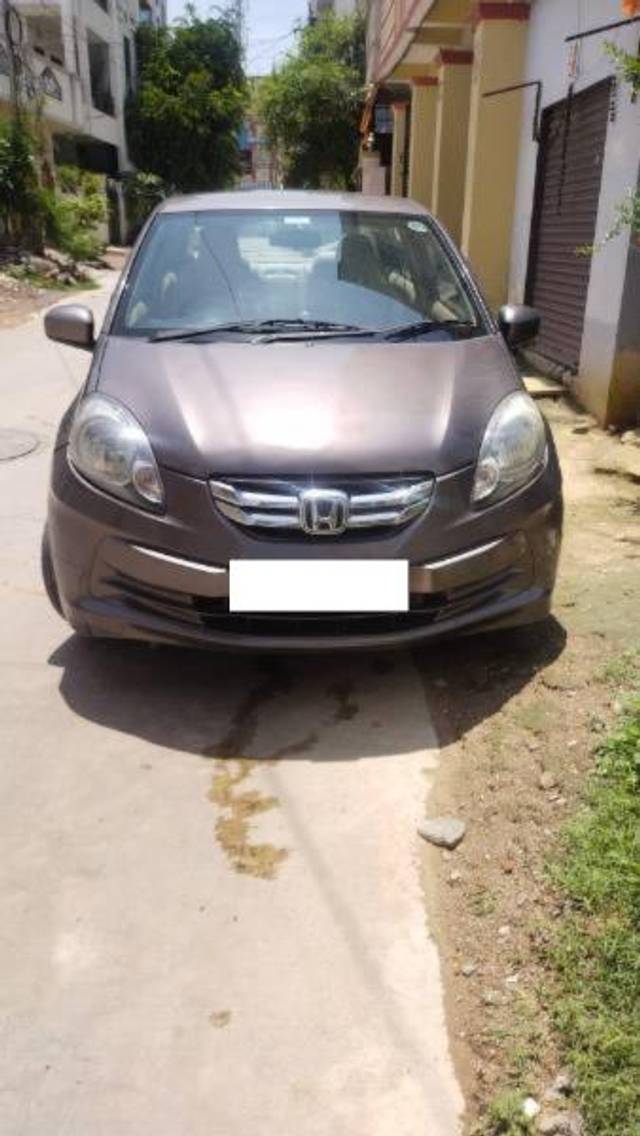 https://images10.gaadi.com/usedcar_image/4107454/original/processed_7740fc98-da12-499a-8ed8-34a8bc5569f5.jpg?imwidth=6400