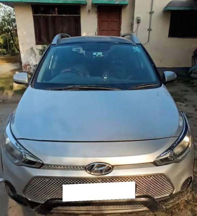 https://images10.gaadi.com/usedcar_image/4107532/original/processed_cff0833d-5ea9-4400-951d-6940deac4401.jpg?imwidth=6400