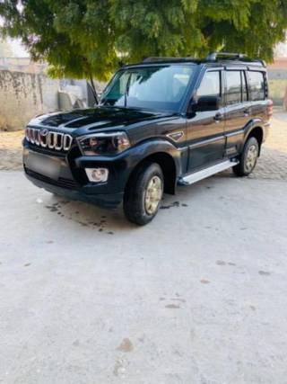 Mahindra Scorpio 2014-2022 Mahindra Scorpio S3 7 Seater