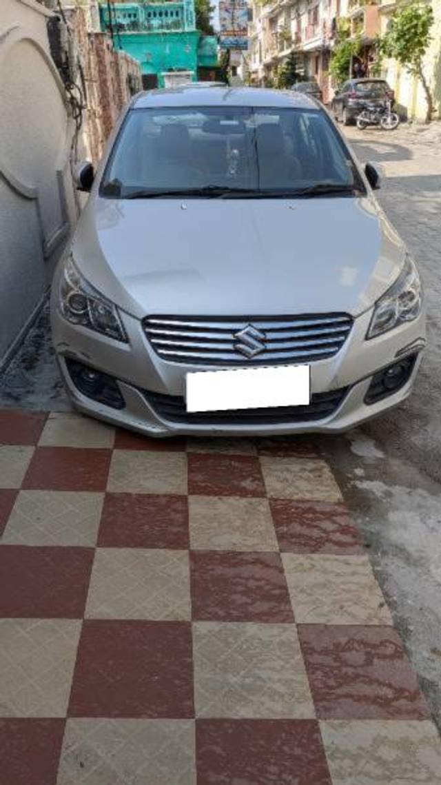 https://images10.gaadi.com/usedcar_image/4107613/original/processed_c65c5268-287b-4976-8159-67096a074644.jpg?imwidth=6400