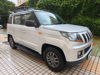 Mahindra TUV 300 2015-2019 Mahindra TUV 300 T10 AMT